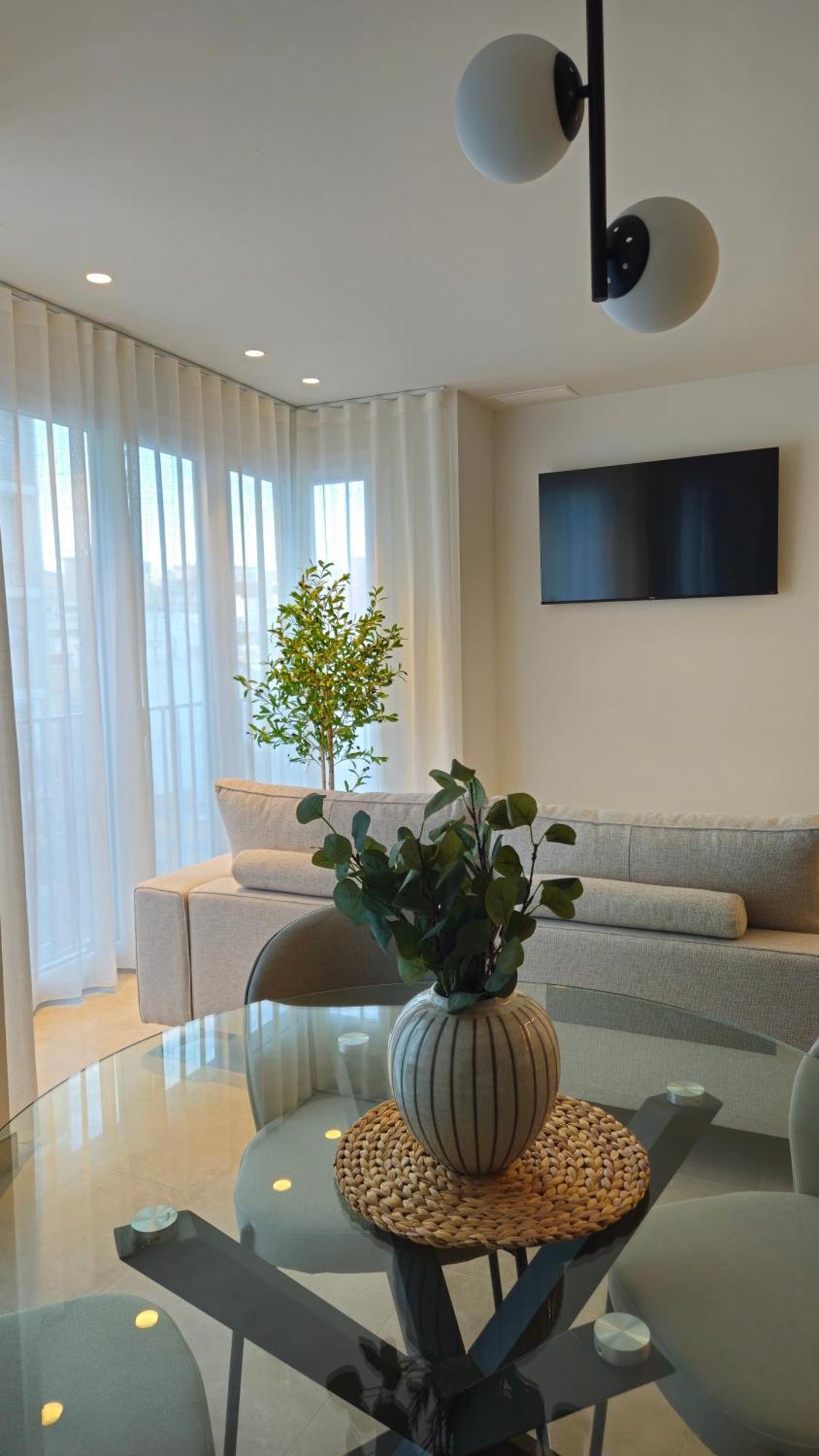 Imperial Apartamentos Valencia Bagian luar foto